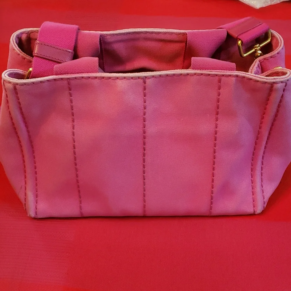 Prada Canapa - Picture 5 of 16